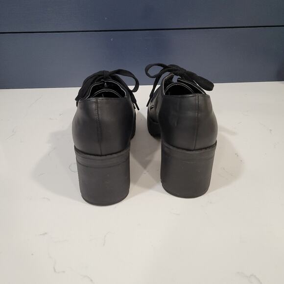 Wanted Breakout Oxford 90's Y2K Style Lug Heel Platform Size 9 - Picture 4 of 12